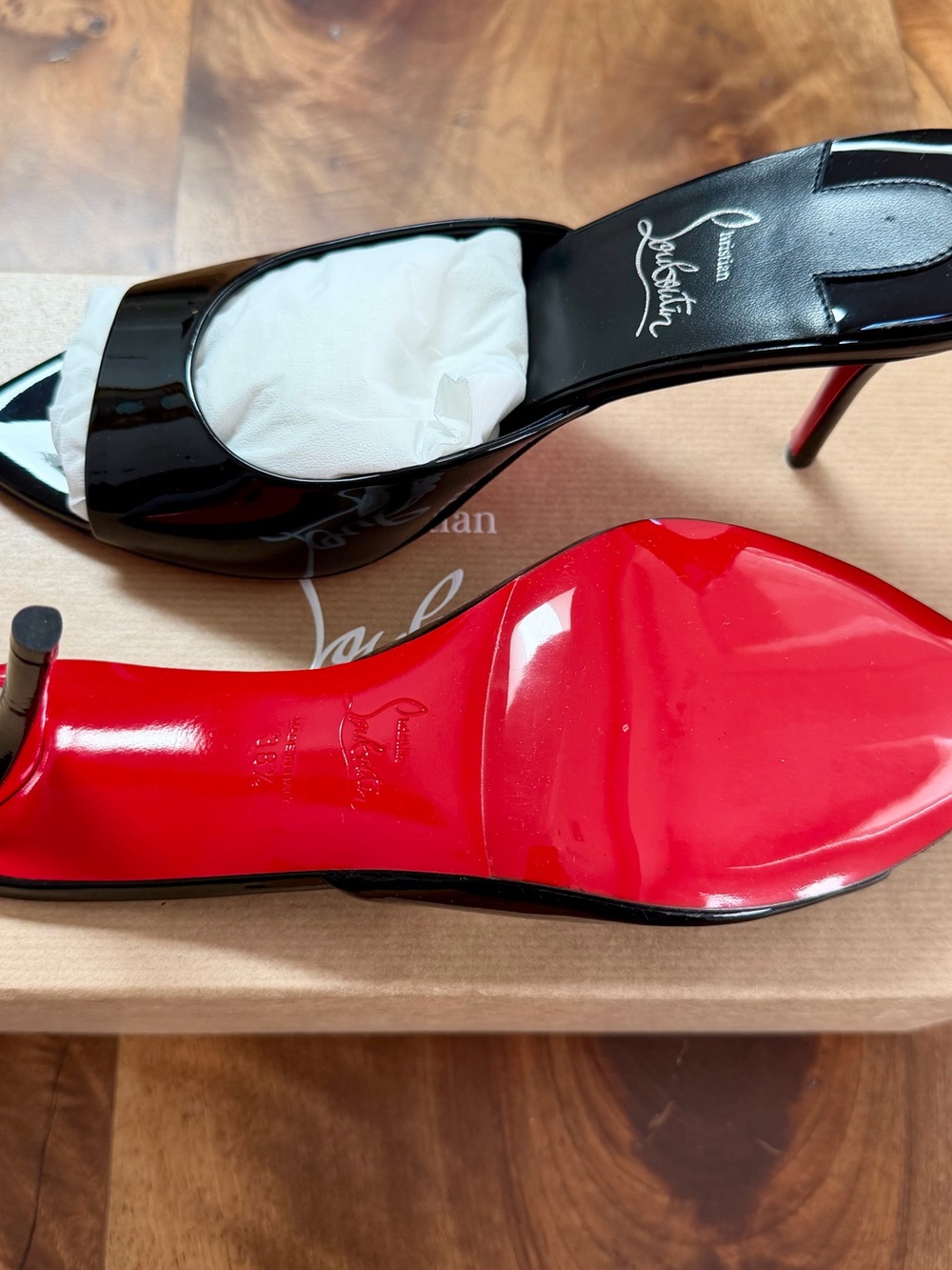 Christian Louboutin Miss Z Patent Black 80mm Mule 38.5 brand new - Picture 3 of 5